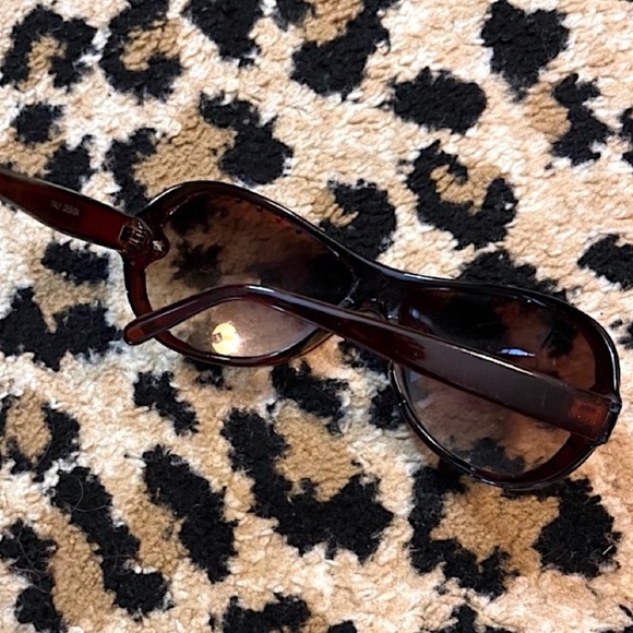 ITALIAN DESIGN BROWN WITH STONES SUNGLASSES - Picture 4 of 4